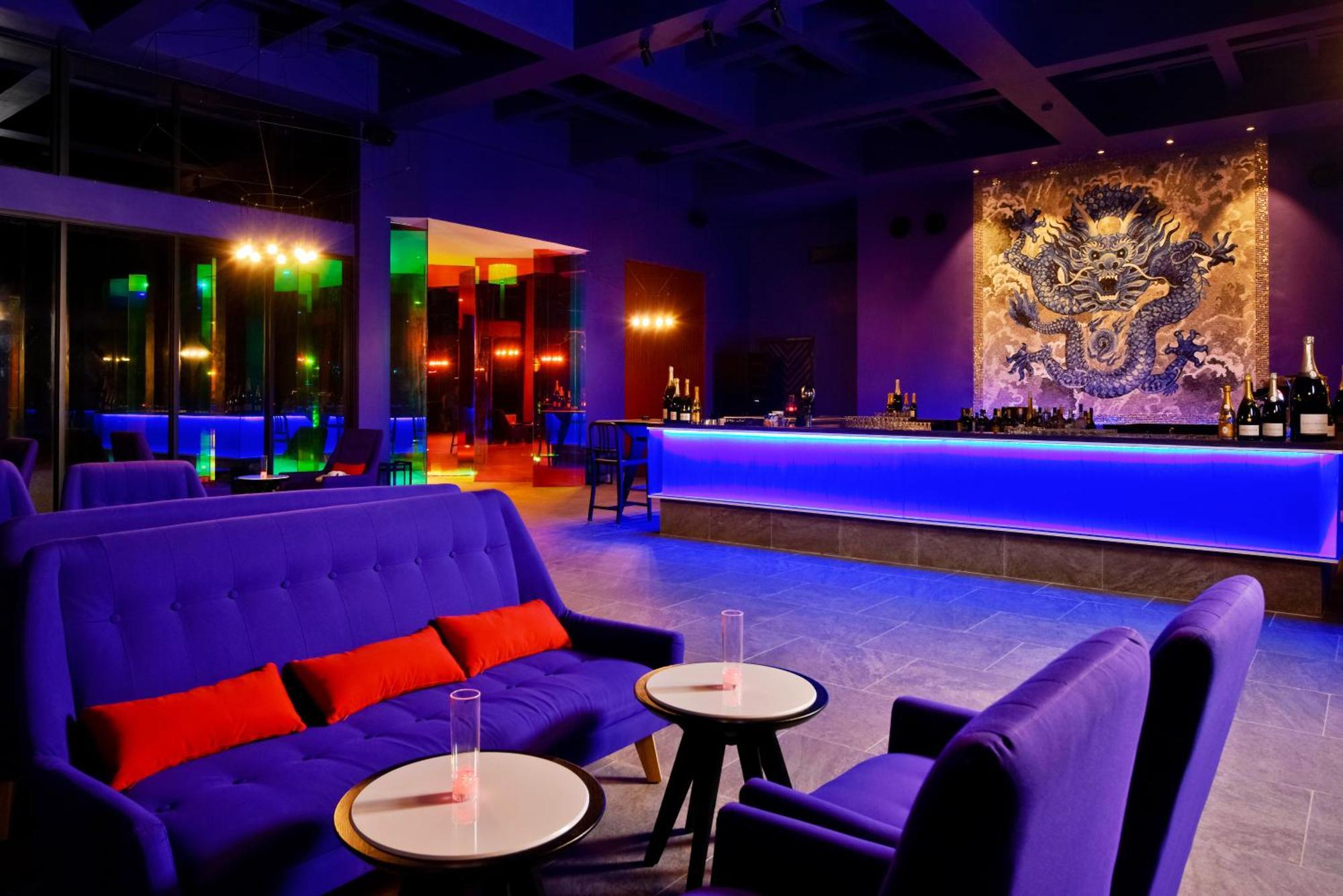 Kandima Maldives Kudahuvadhoo Exteriör bild The bar at the 101 Skybar