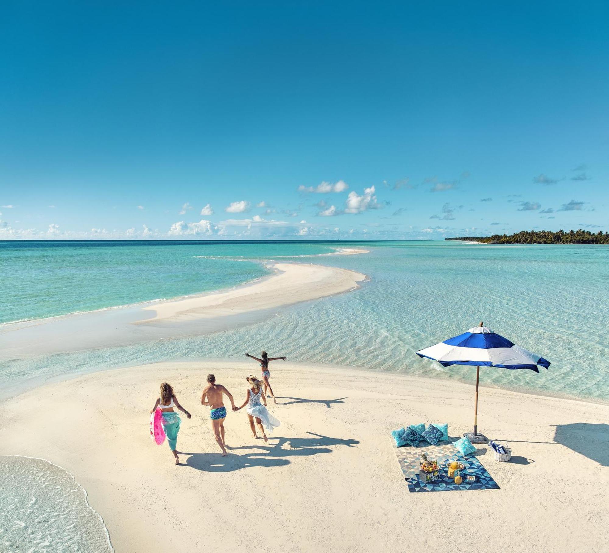 Kandima Maldives Kudahuvadhoo Exteriör bild A beach in the Bahamas