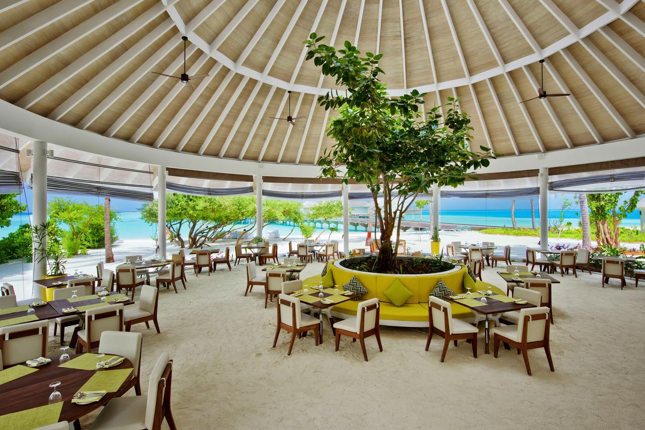 Kandima Maldives Kudahuvadhoo Exteriör bild The restaurant at the resort